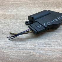 52406337 3093692  Air flap motor/actuator Opel Astra H