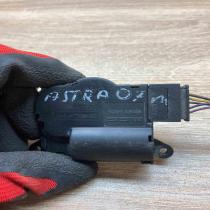 52406337 3093692  Air flap motor/actuator Opel Astra H