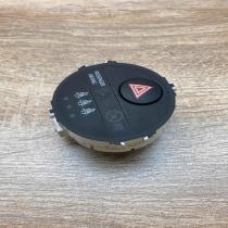 839500D050 A 03813  Hazard light switch Toyota Yaris