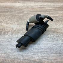 1T0955651A 3028143  Windscreen/windshield washer pump Audi A6 S6 C6 4F