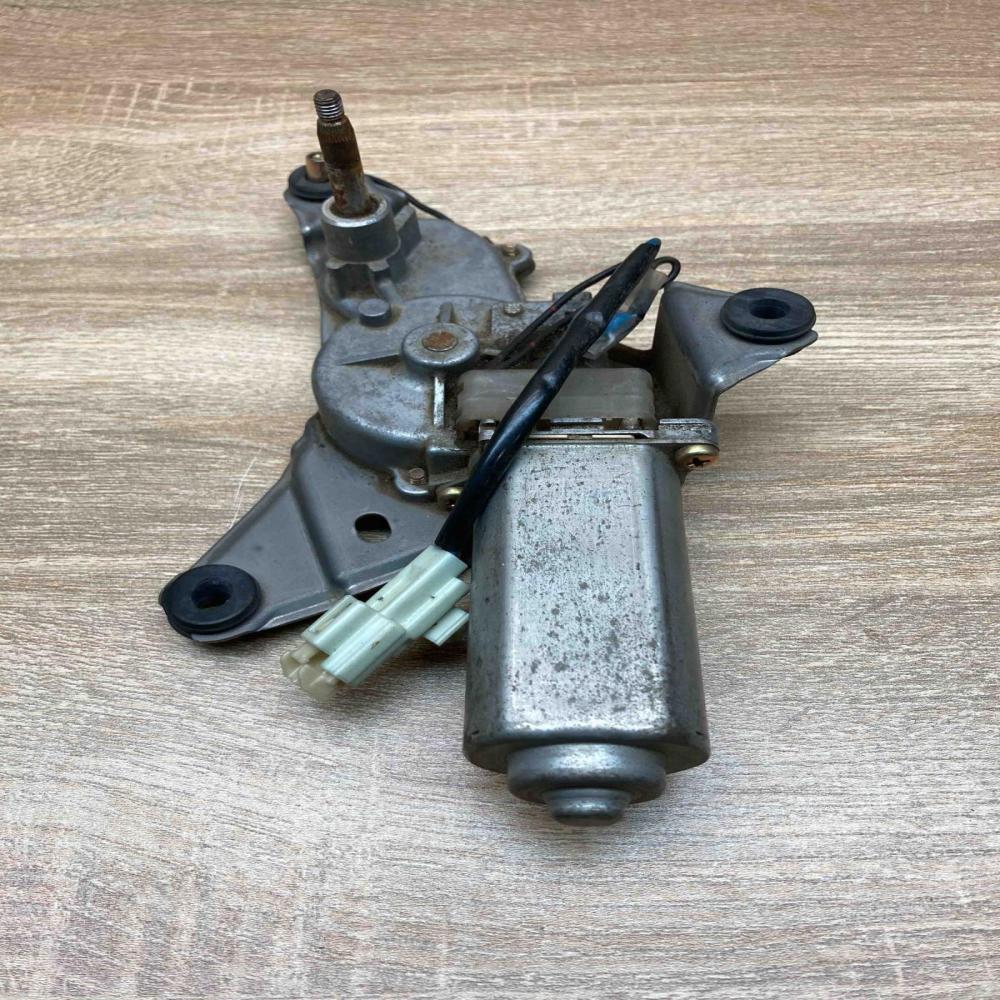 GJ6J 67450A 849600 0030  Rear window wiper motor Mazda 6