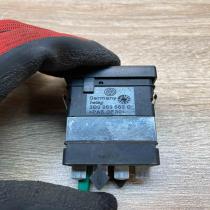 3B0963563C   Seat heating switch Volkswagen PASSAT B5