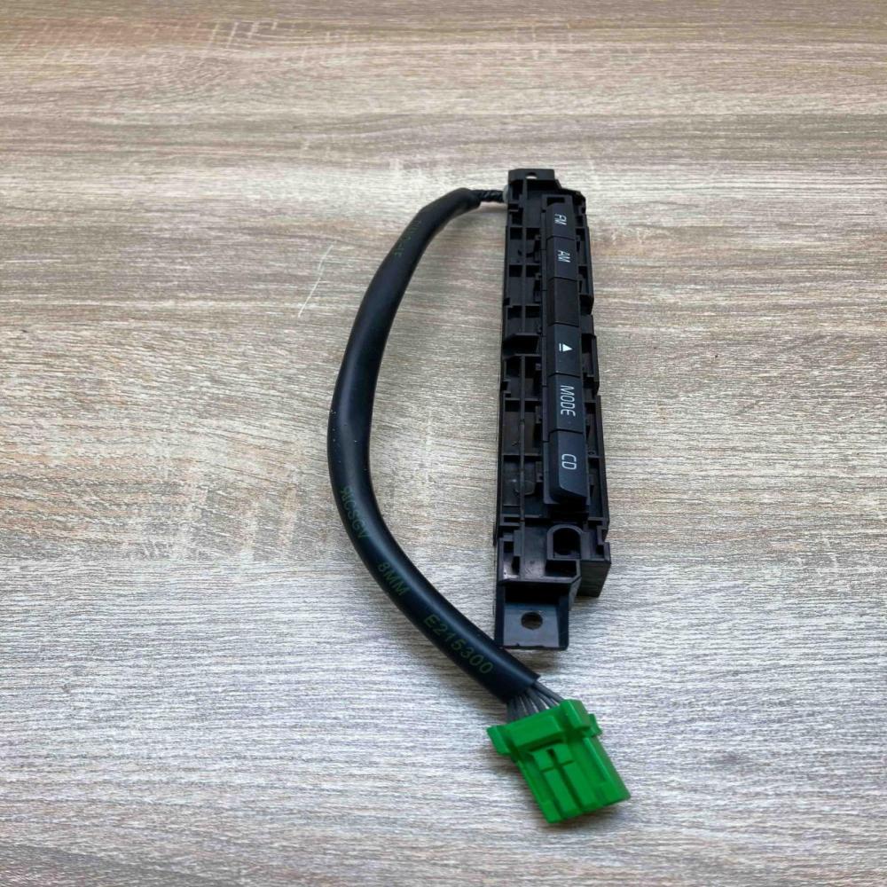 31300019 MU18310 0197  Other switches/knobs/shifts Volvo XC60