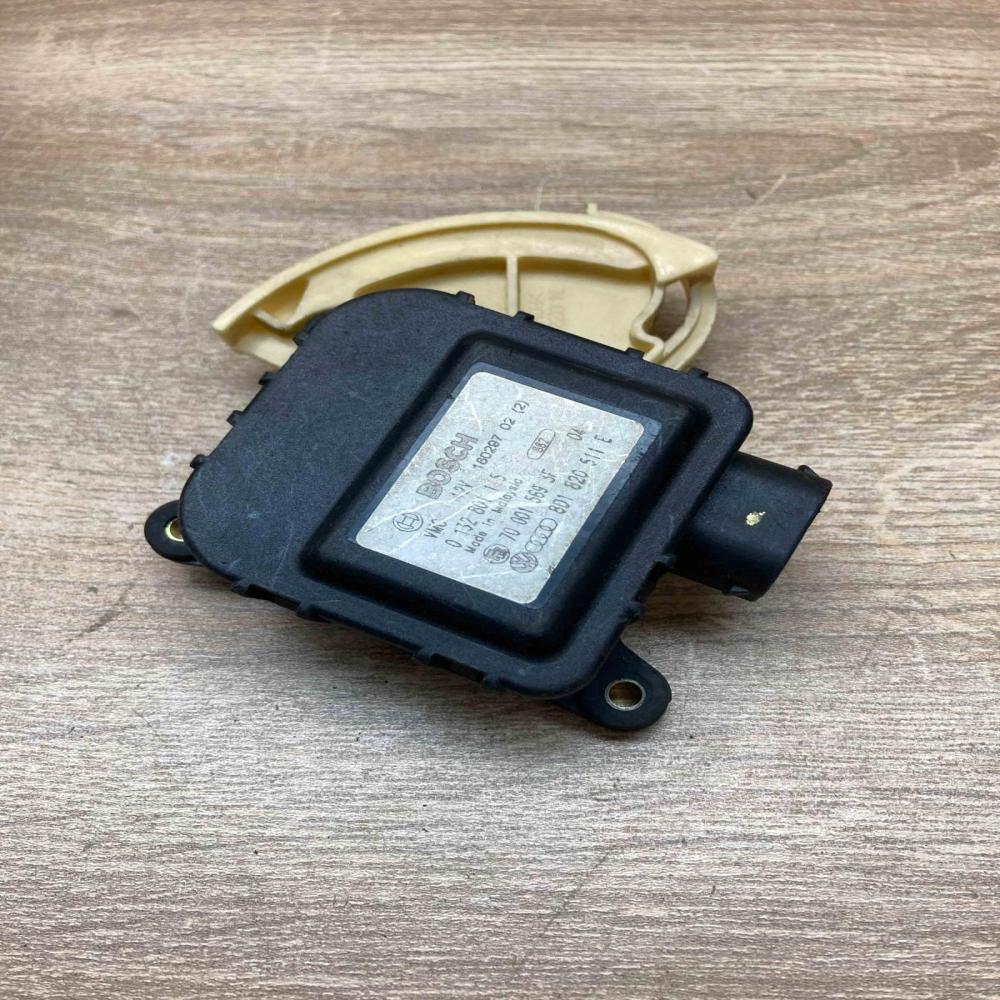 8D1820511E 0132801115 74022046DF Air flap motor/actuator Audi A4 S4 B5 8D