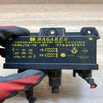7700867374  With Plug Coolant fan relay Renault 19