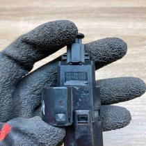 09132299 09174992 With Plug Brake pedal sensor switch Opel Astra G