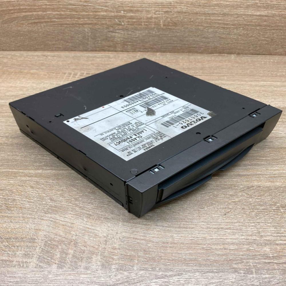 30657526   Navigation unit CD/DVD player Volvo XC90