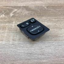 183575 769747E  Wing mirror switch Toyota Avensis T250
