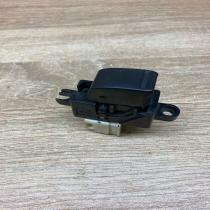 Nissan Almera   Electric window control switch Nissan Almera