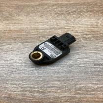 89173 0F010   Airbag deployment crash/impact sensor Toyota Corolla Verso E121