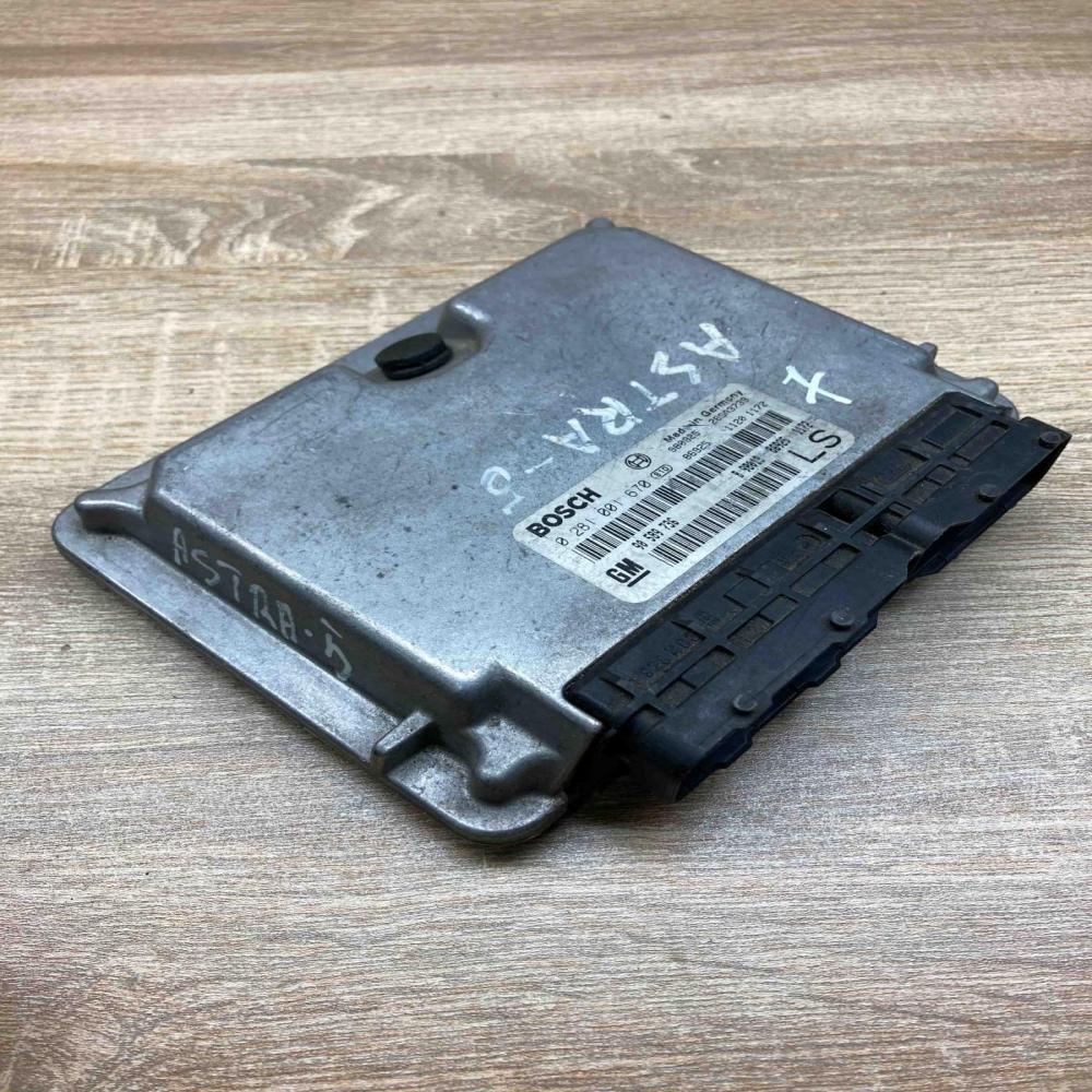 0281001670 90589736 Used Engine control unit/module ECU Opel Astra G