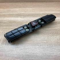 2038219279 3306370401  Hazard light switch Mercedes-Benz C W203