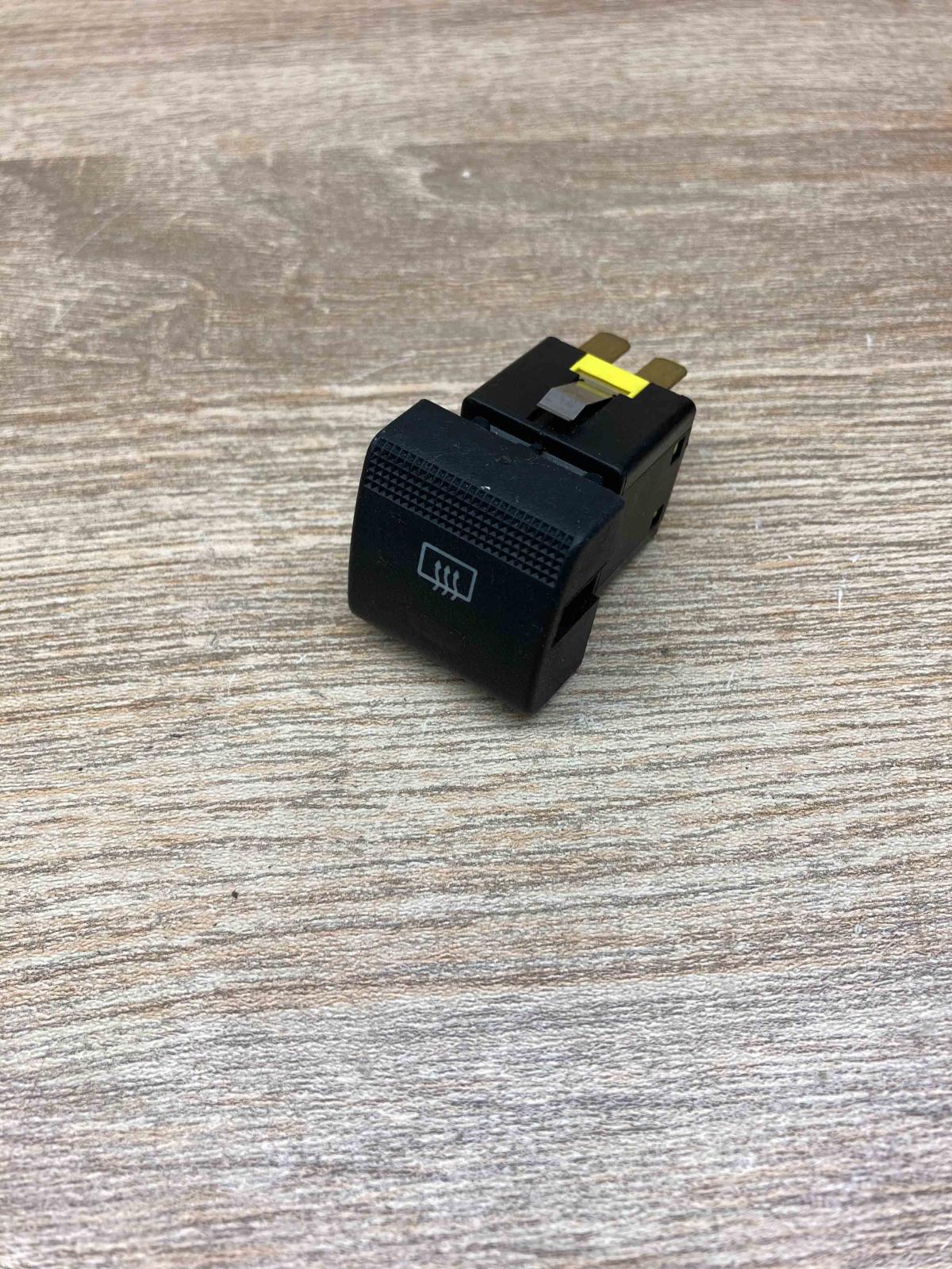 09134506 501176  Windscreen/window heater switch Opel Vectra B