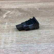 8415202040   Headlight level height control switch Toyota Auris 150
