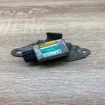 89830 50020 187900 0460 LH Airbag deployment crash/impact sensor Toyota Yaris