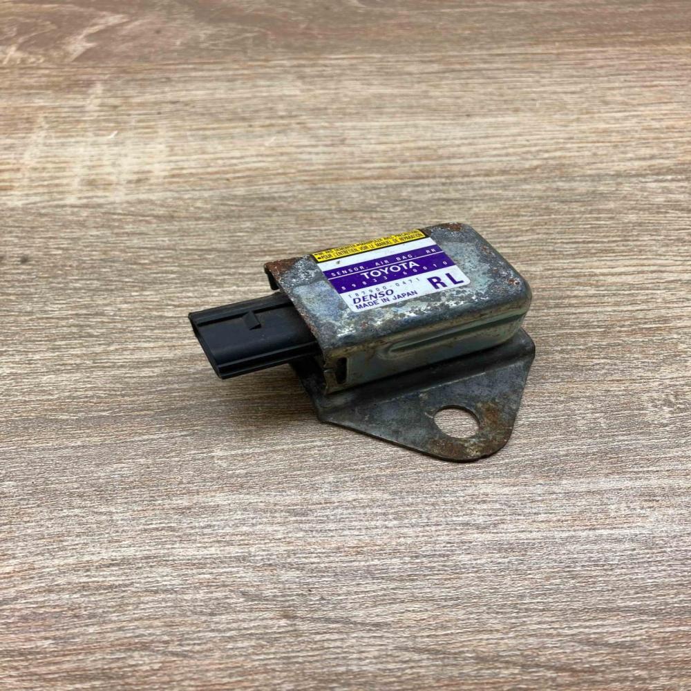 89833 60010 187900 0471 RL Airbag deployment crash/impact sensor Toyota Land Cru