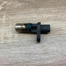 24576398   Crankshaft position sensor Opel Zafira A