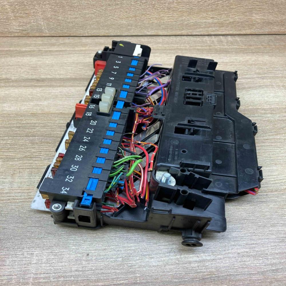 8364540 837153  Fuse module BMW 3 E46
