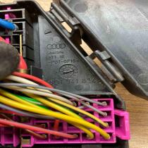 5D1941824   Fuse module Audi A4 S4 B5 8D