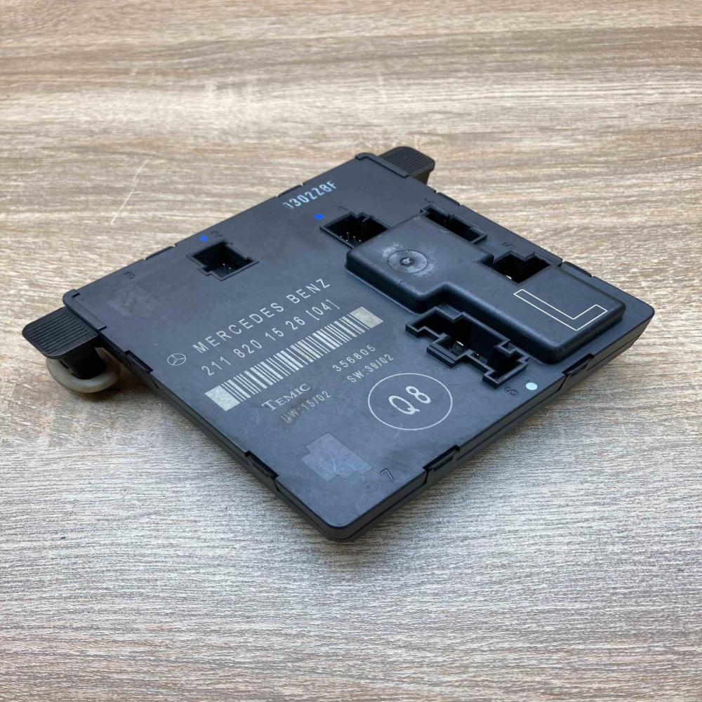2118201526 35680 Left Door control unit/module Mercedes-Benz E W211