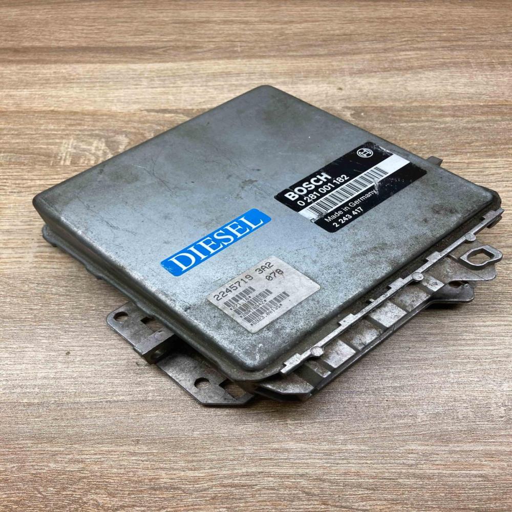 2243417 0281001182  Engine control unit/module ECU BMW 3 E36