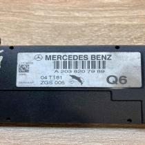 A2038207989 04T181  Aerial antenna amplifier Mercedes-Benz C W203