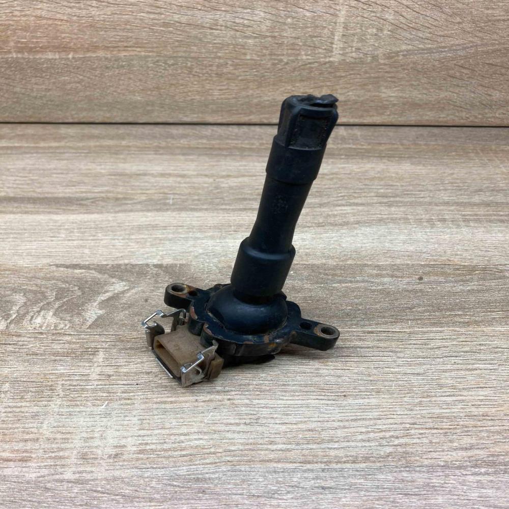 1748017 11860  High voltage ignition coil BMW 5 E39