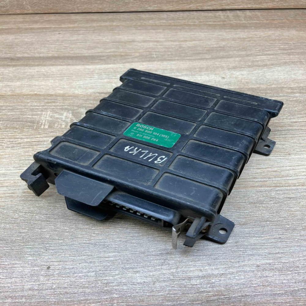 811906264 0280800104  Engine control unit/module ECU Audi 100 200 5000 C3