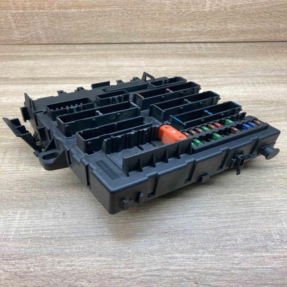 12805847 519112007  Fuse module Saab 9-3 Ver1