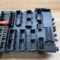 12805847 519112007  Fuse module Saab 9-3 Ver1