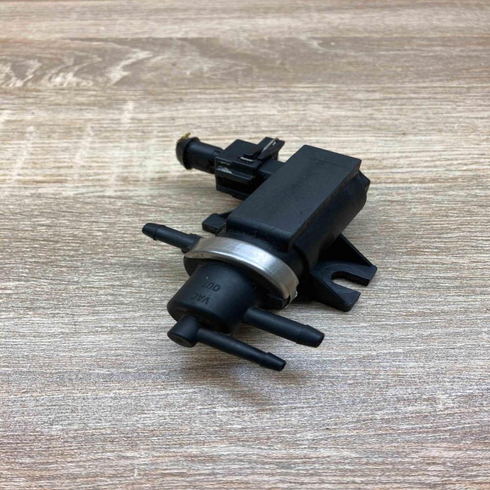 30618057 72190343 With Plug Turbo solenoid valve Volvo S40, V40