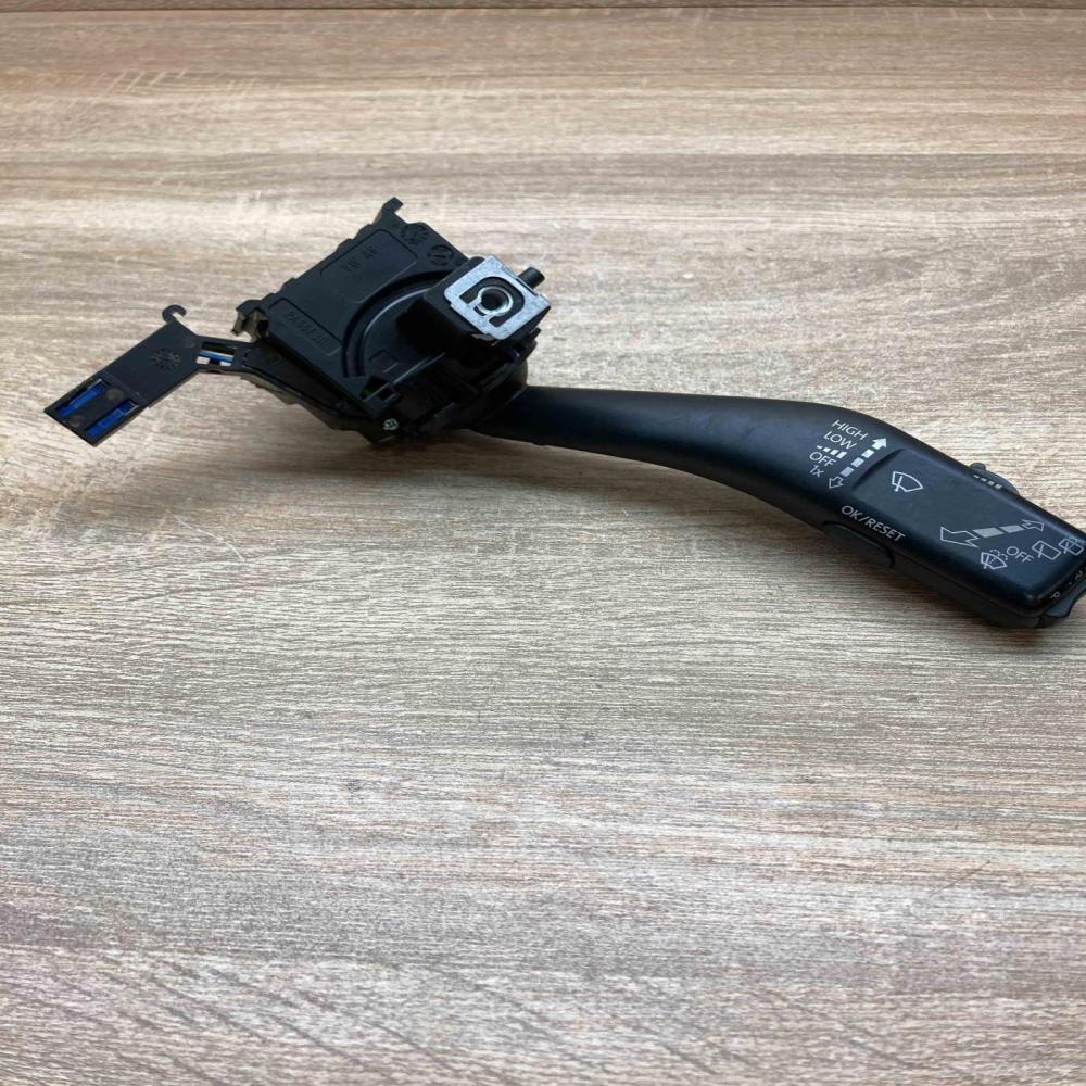 1K0953519J   Indicator stalk Volkswagen Golf V