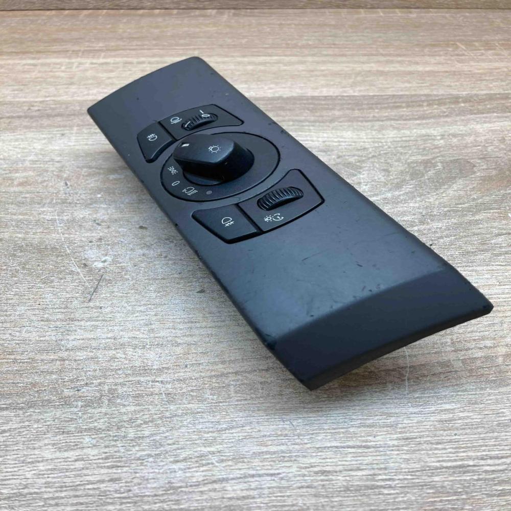 6953742   Light switch BMW 5 E60 E61