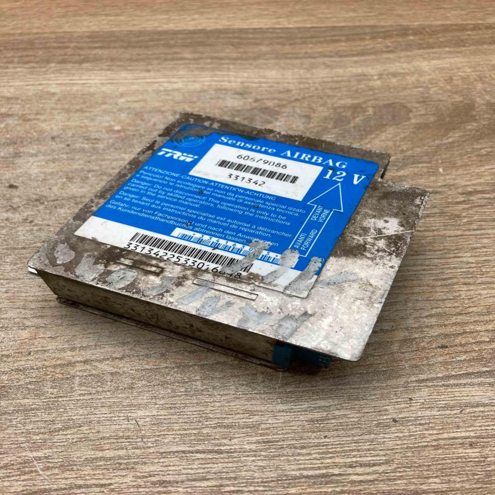 60679086   Airbag control unit/module Alfa Romeo 166
