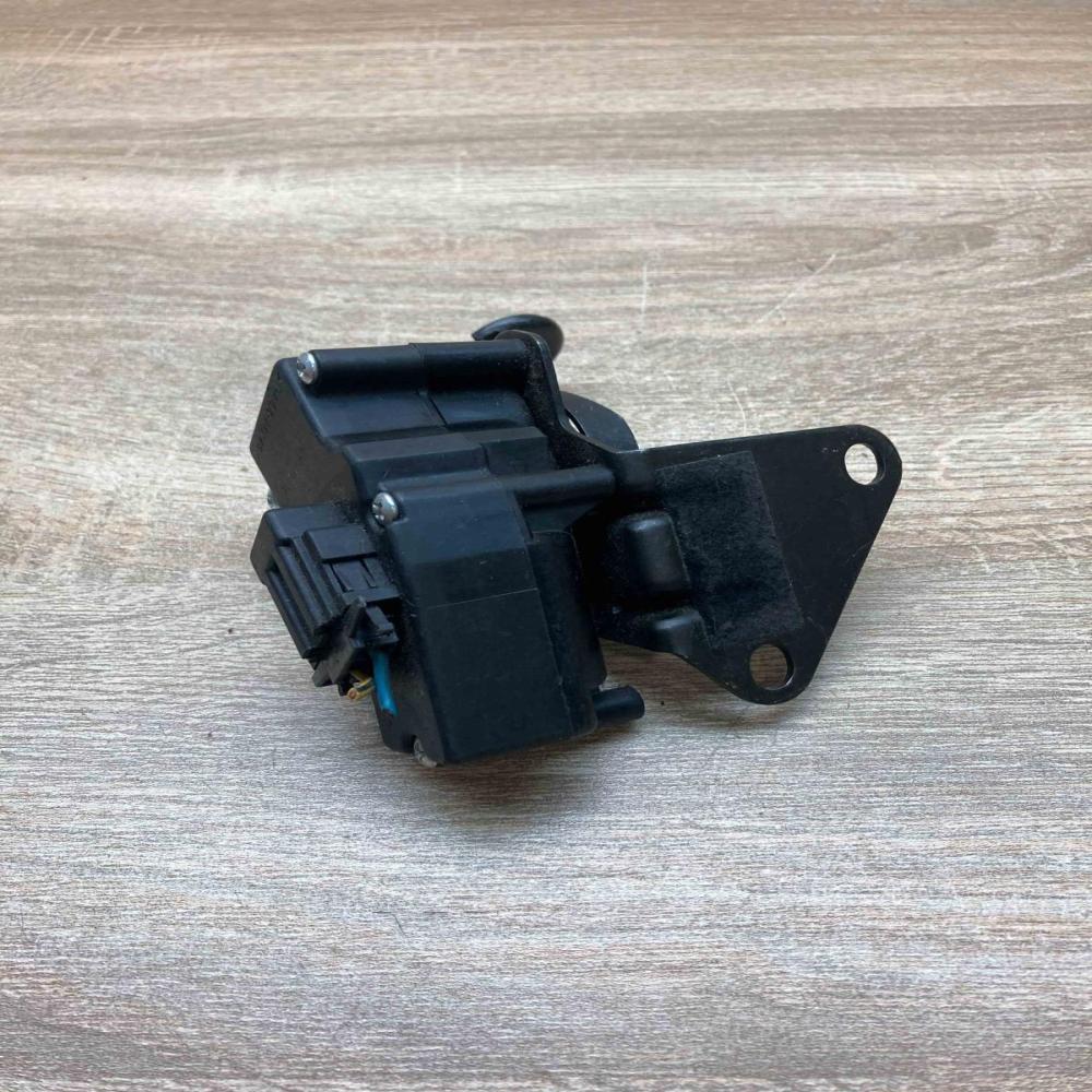 7M0847079 95VW 14453 AB  Air flap motor/actuator Volkswagen Sharan