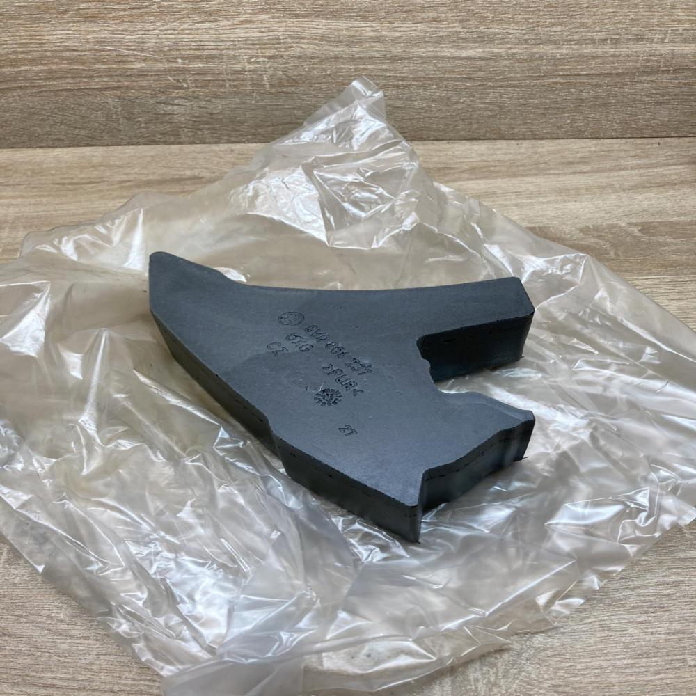 6V0864237   Other under body part Skoda Fabia Mk3 (NJ)