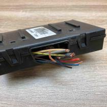 873901   Fuse module Peugeot 307