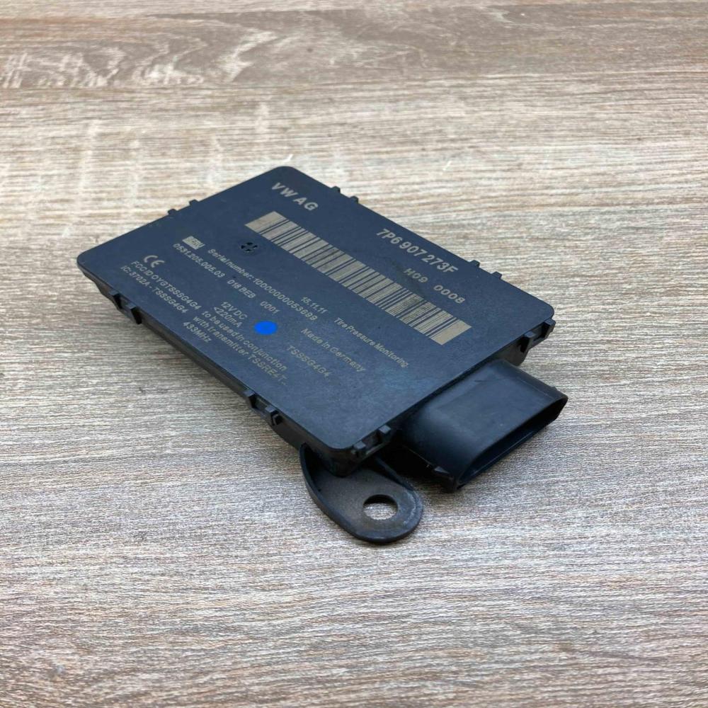 7P6907273F   Tire pressure control unit Volkswagen Touareg II