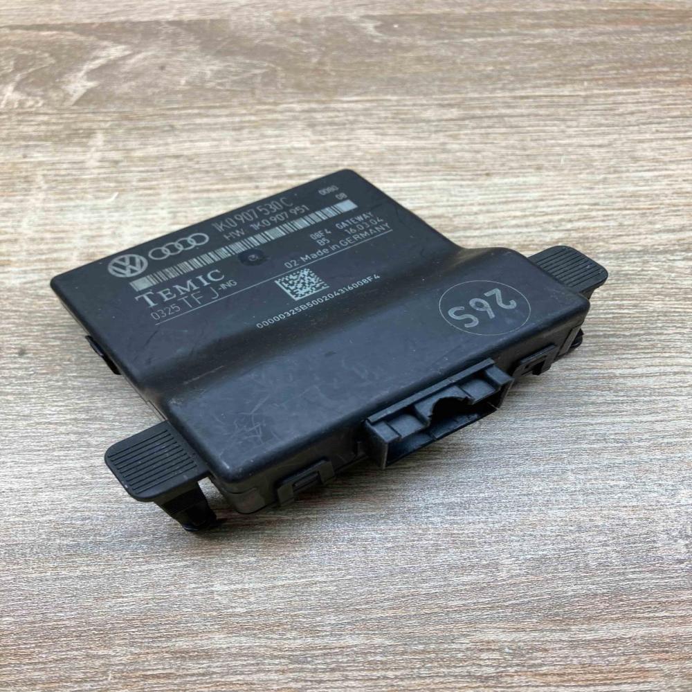 1K0907530C 1K0907951  Gateway control module Volkswagen Golf V