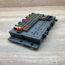 518174404   Fuse module Rover 75