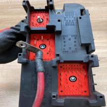 13144709  UQ Fuse module Opel Vectra C