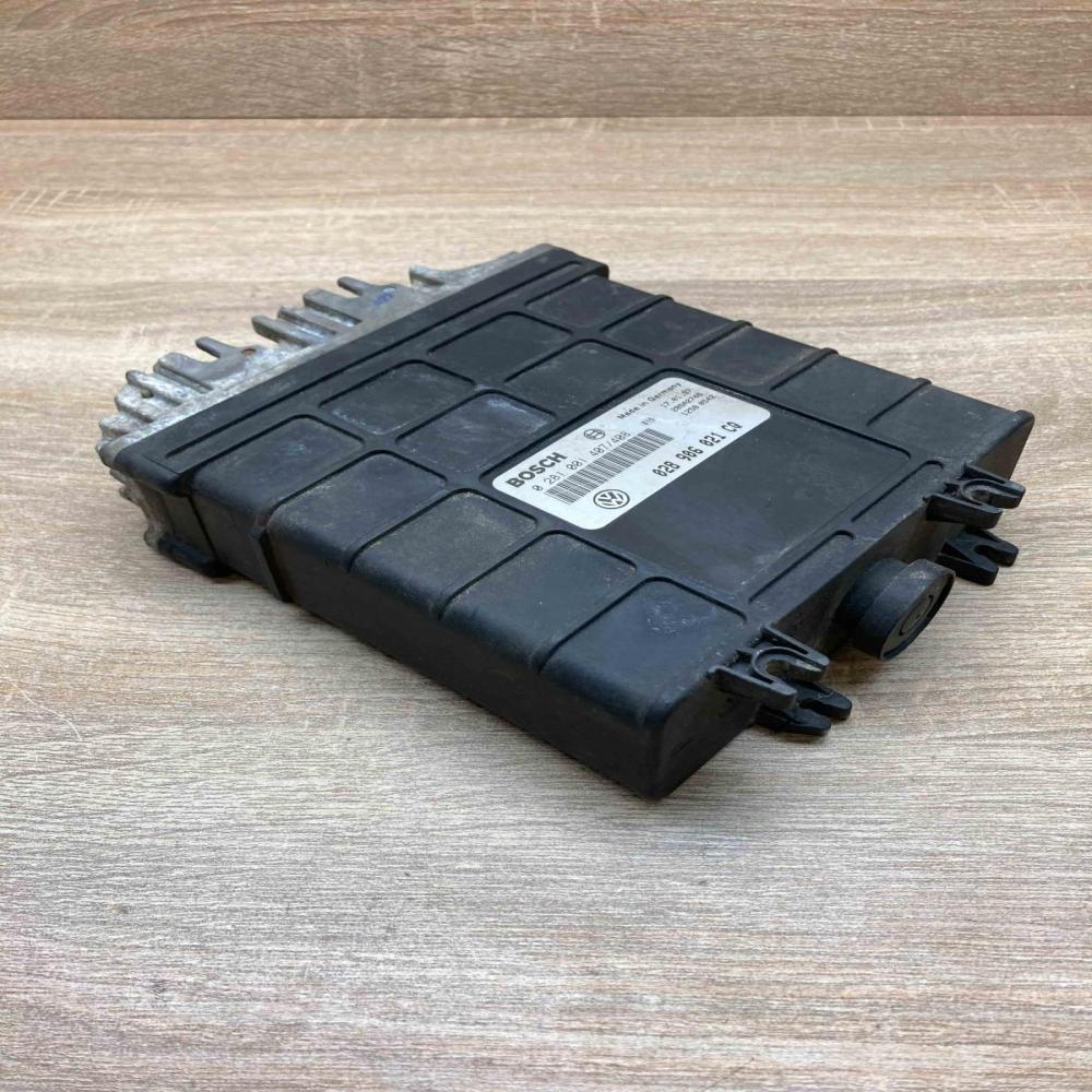 028906021CQ 0281001407  Engine control unit/module ECU Volkswagen Caddy