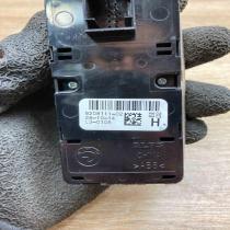 9208111 28 10 15  Electric window control switch BMW 1 F20 F21