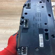 78100 SJD G012 M 257420 8672  Speedometer (instrument cluster) Honda FR-V