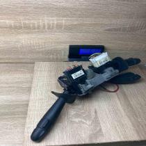 V7700428202 54034960A With Plug Indicator stalk Renault Scenic I