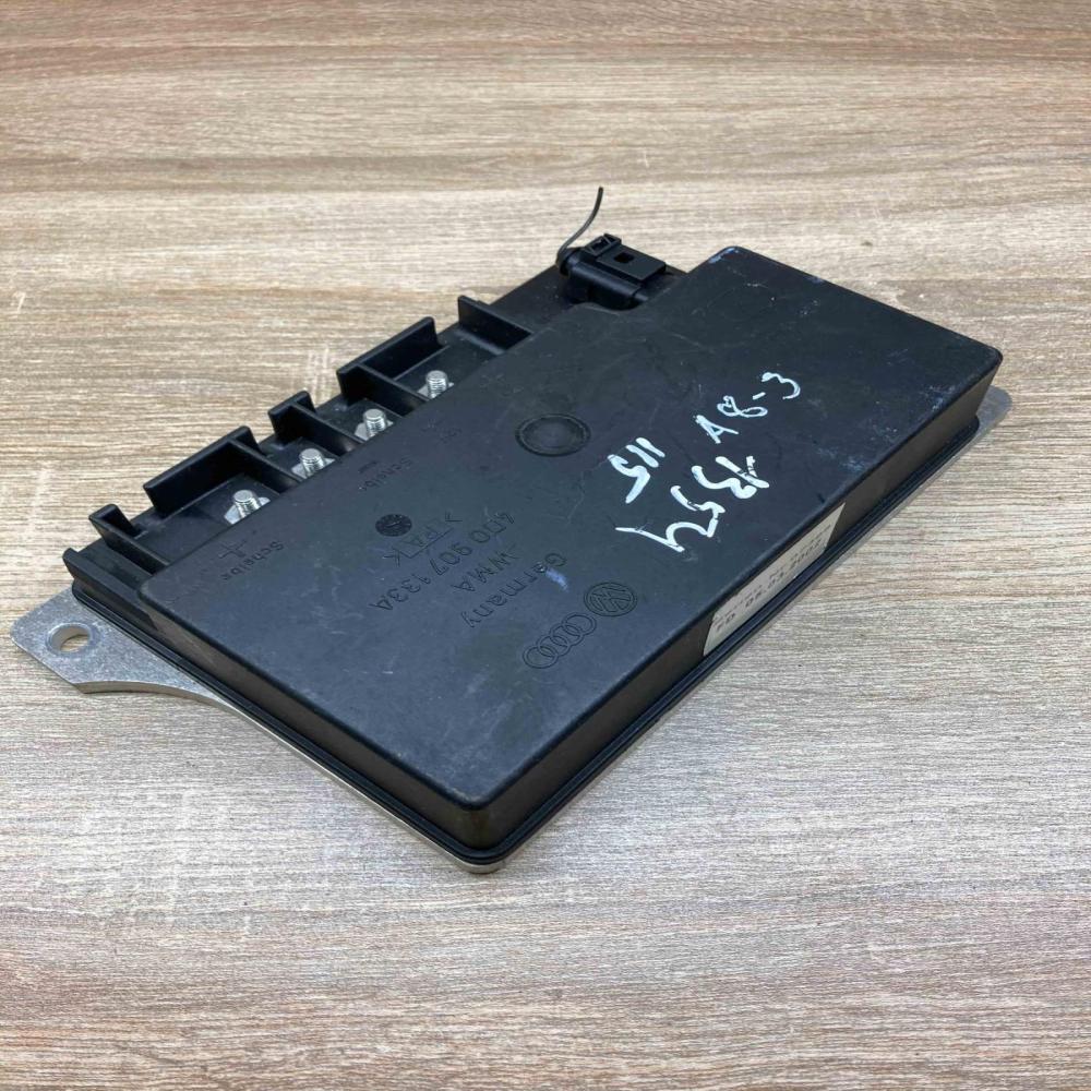 4D0907133A   Comfort/convenience module Audi A8 S8 D2 4D