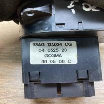 98AG 13A024 CG 04052523  Light switch Ford Focus