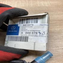 A0000789023 A0000788749  Fuel injector Mercedes-Benz B W245
