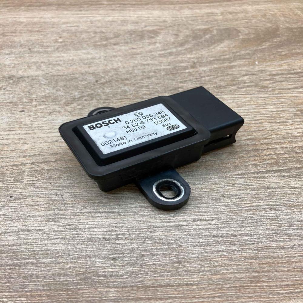 6753694 0265005248  ESP acceleration yaw rate sensor BMW 5 E39
