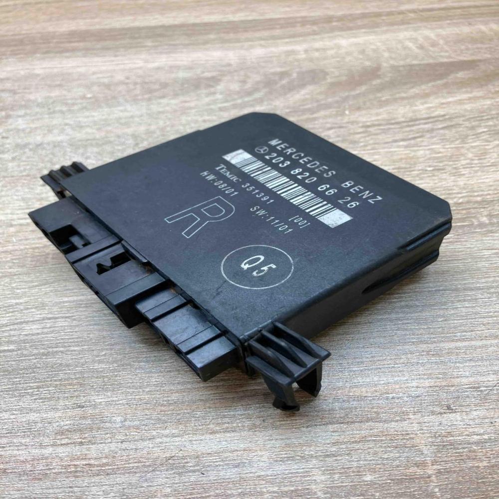 2038206626 351391 RH Door control unit/module Mercedes-Benz C W203